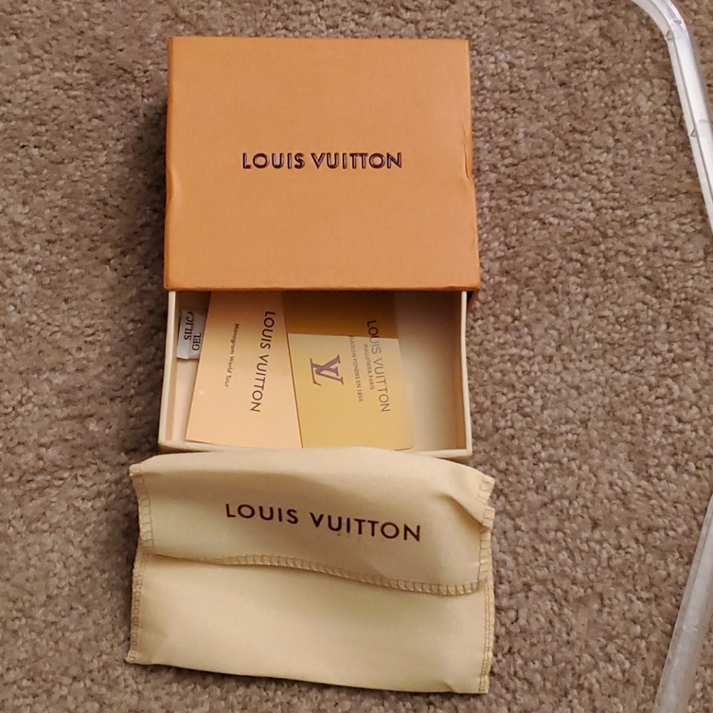 Louis  vuitton box
